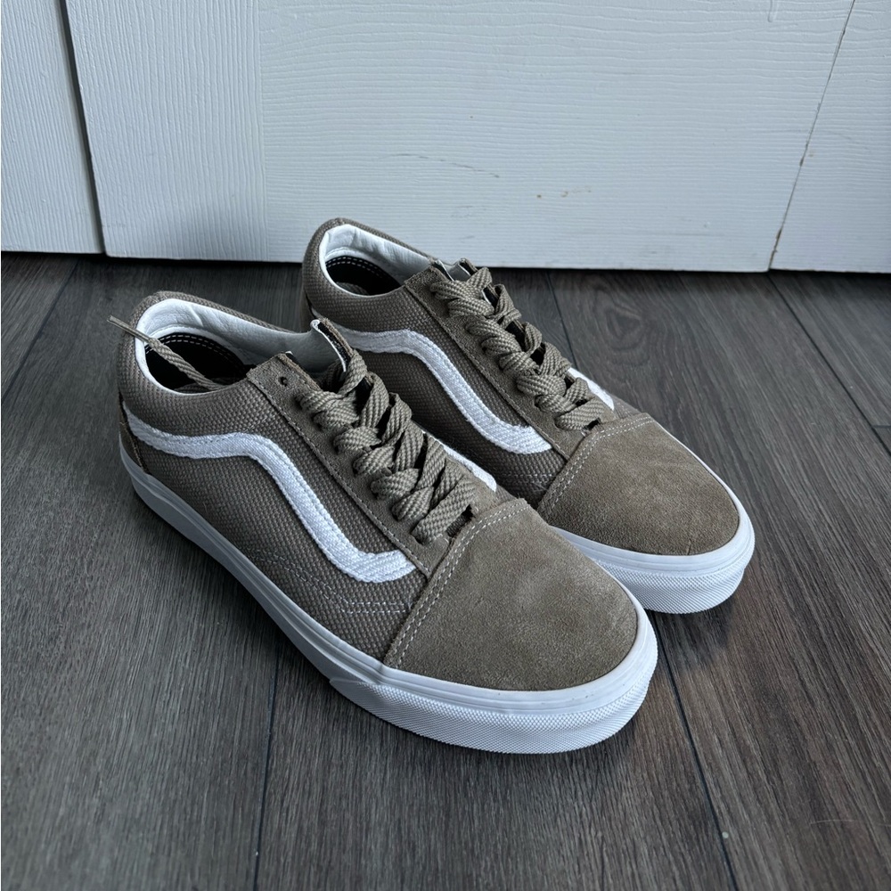 NWOT Vans old skool men’s sneakers green/grey